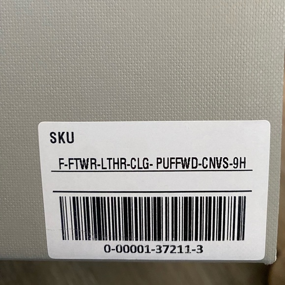 Everlane Wooden Puffa Clog ***Brand New*** Color: Canvas - Picture 3 of 4